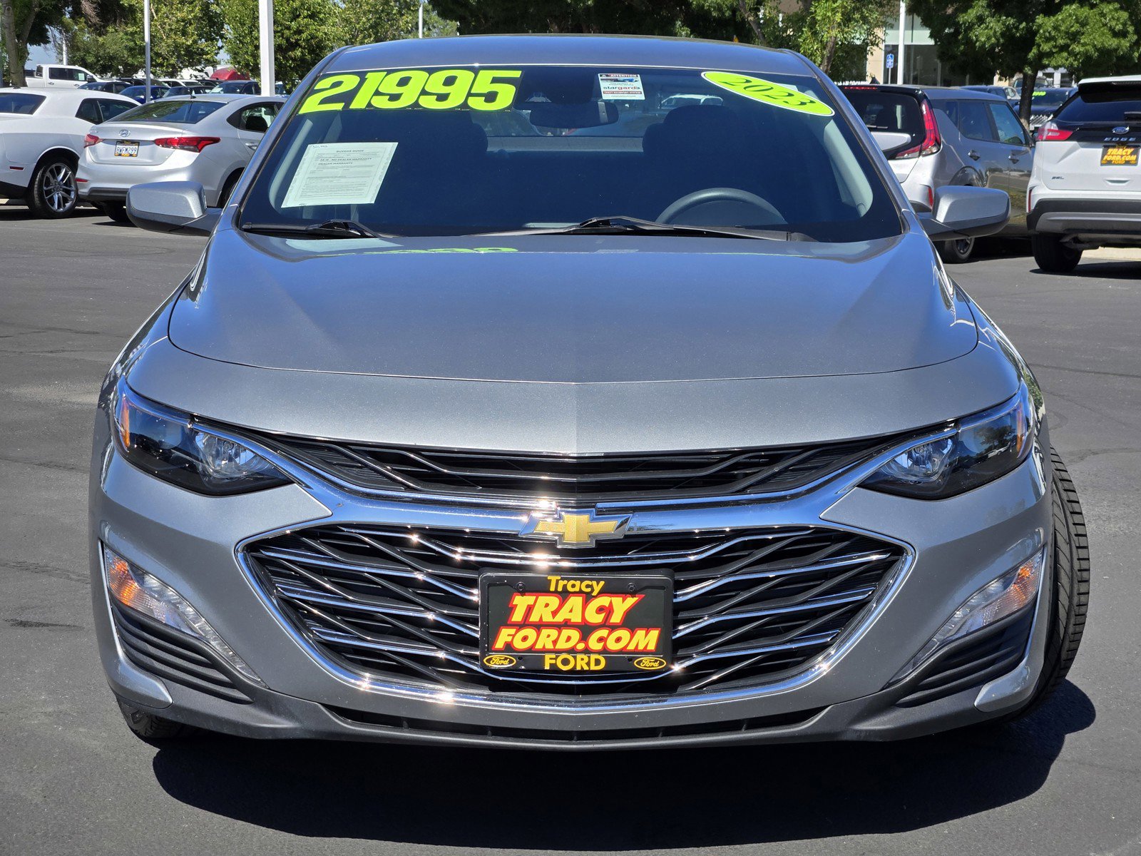 2023 Chevrolet Malibu 1LT photo 2