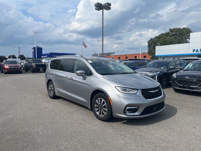 2021 Chrysler Pacifica Touring L photo 7