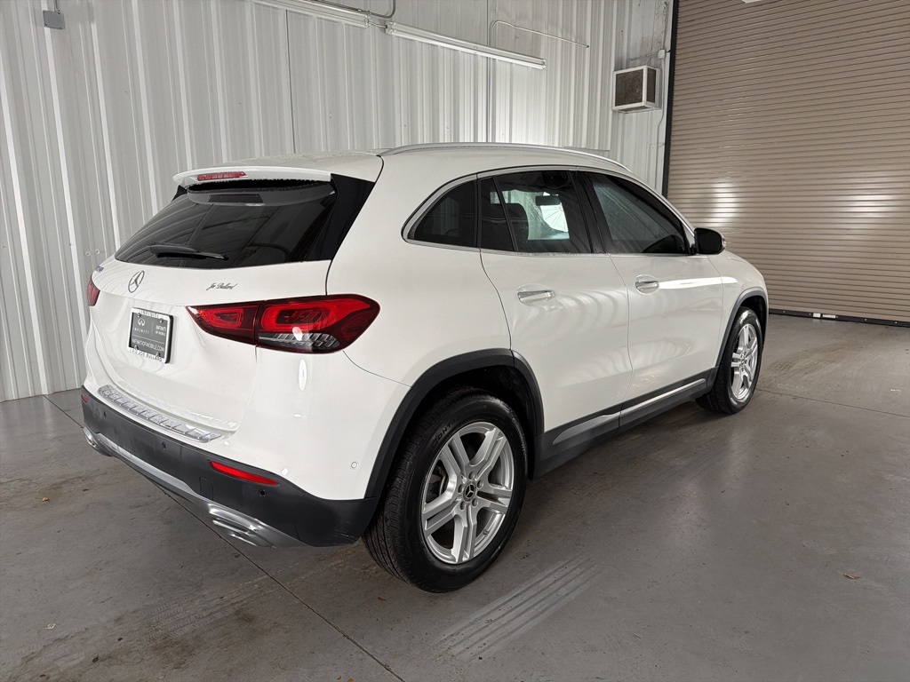 2023 Mercedes Benz GLA 250 photo 4