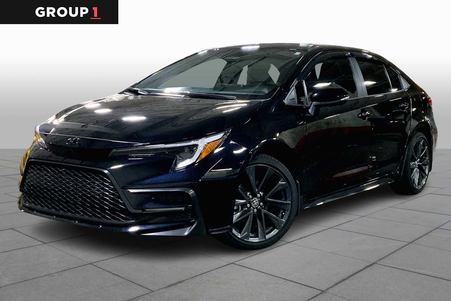 2024 Toyota Corolla SE's photo