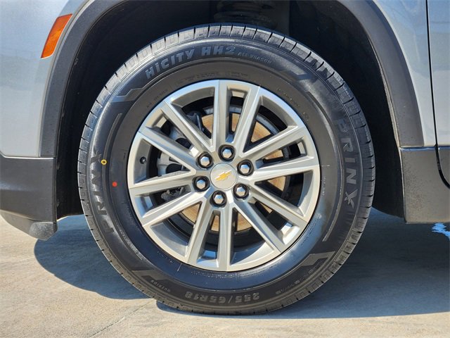 2023 Chevrolet Traverse Cloth photo 10