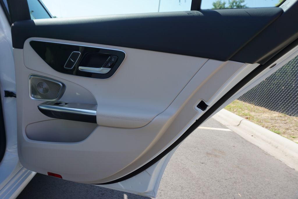 2025 Mercedes Benz C 300 photo 49