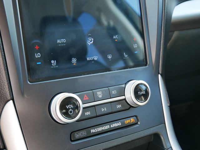 2024 Ford Edge SEL photo 9
