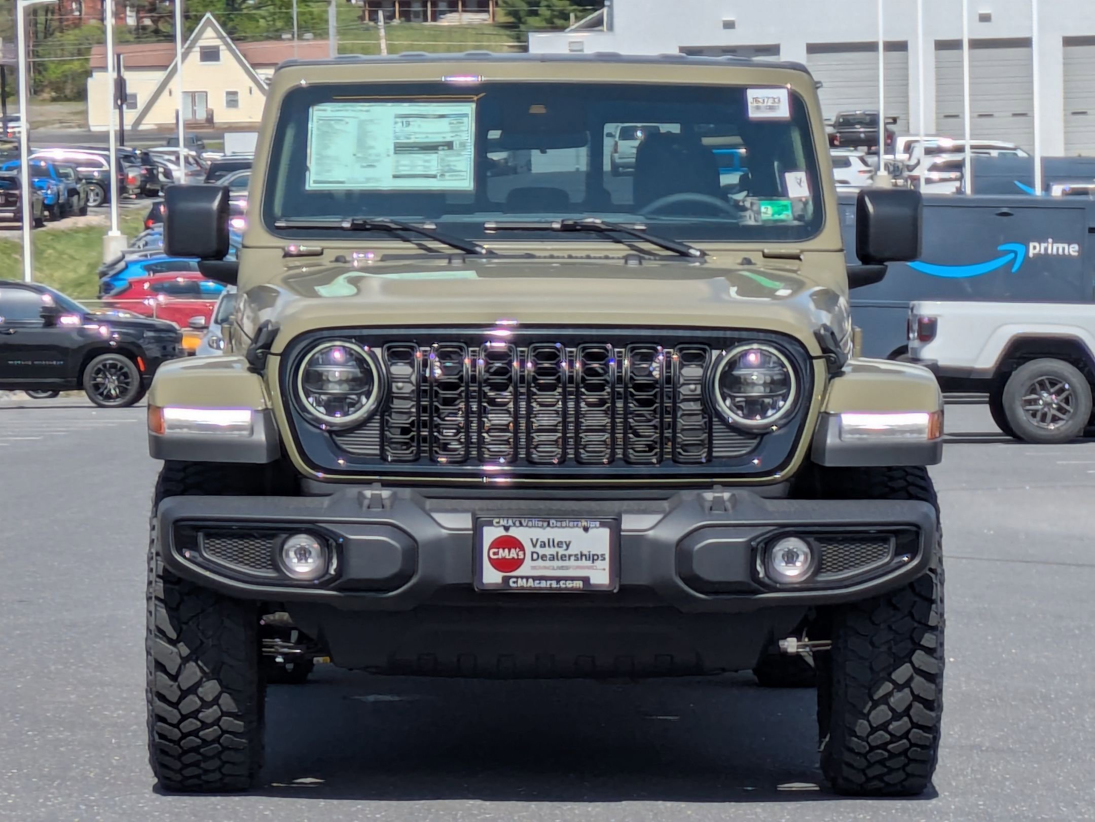 2025 Jeep Gladiator Willys photo 2