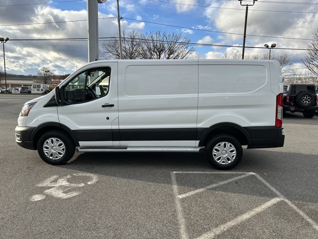 2024 Ford Transit photo 2