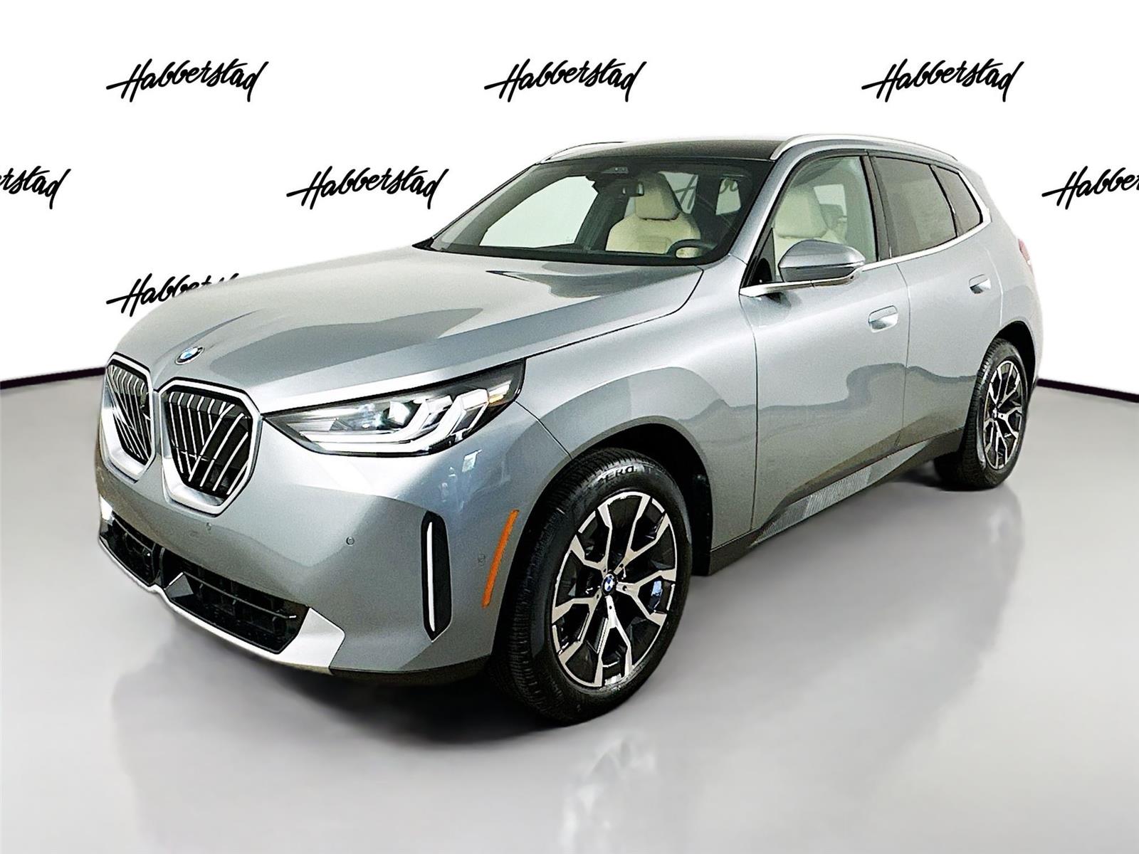 2025 BMW X3 30's photo