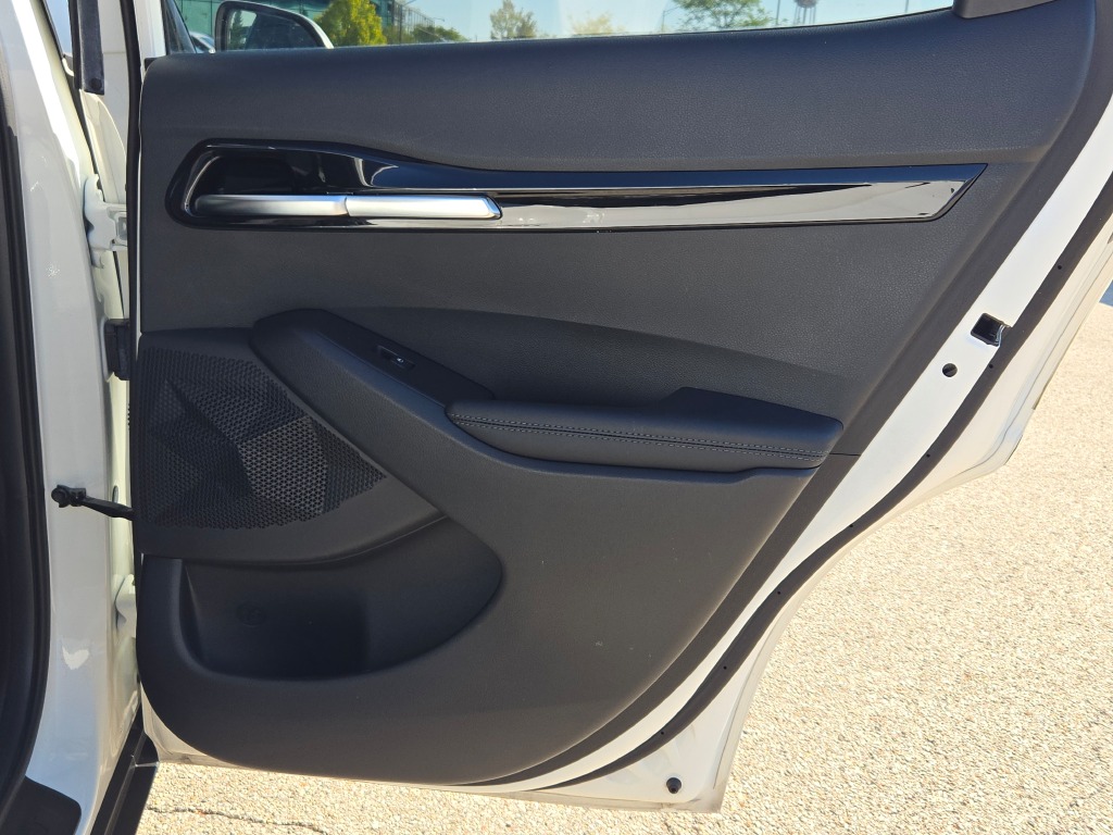 2022 Kia Seltos EX photo 12
