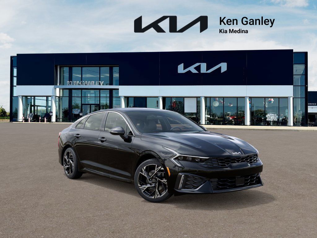 2026 Kia K5 GT-Line photo 2