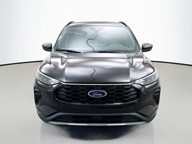 2025 Ford Escape ST-Line photo 2