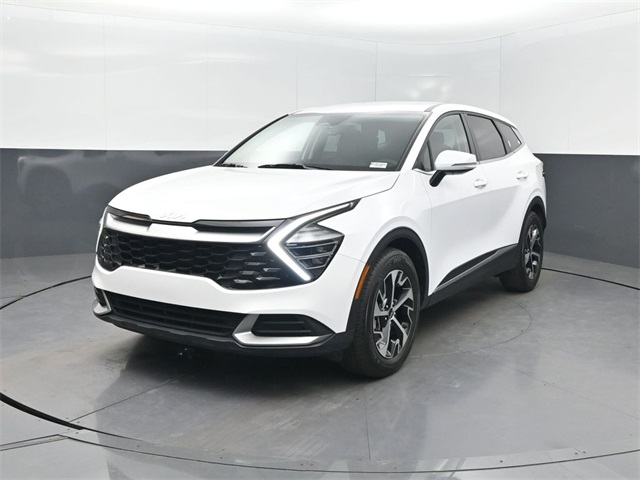 2024 Kia Sportage EX's photo