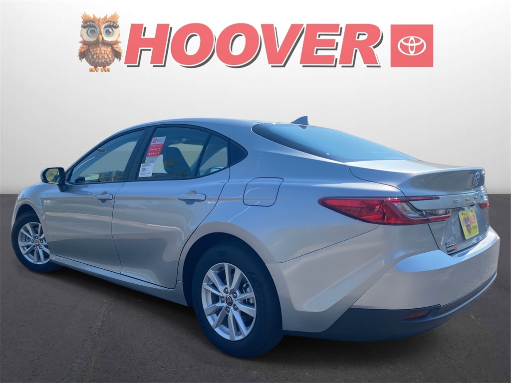2026 Toyota Camry LE photo 4