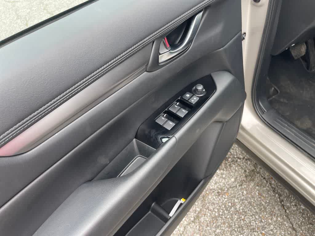 2024 Mazda CX-5 2.5 Select photo 10