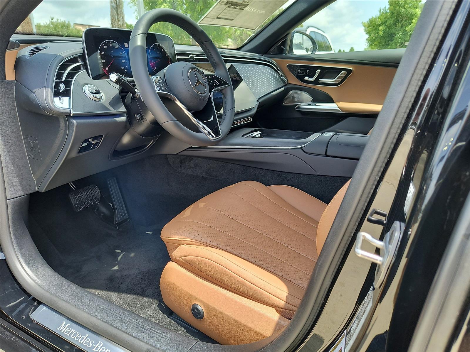 2025 Mercedes Benz E 350 photo 2