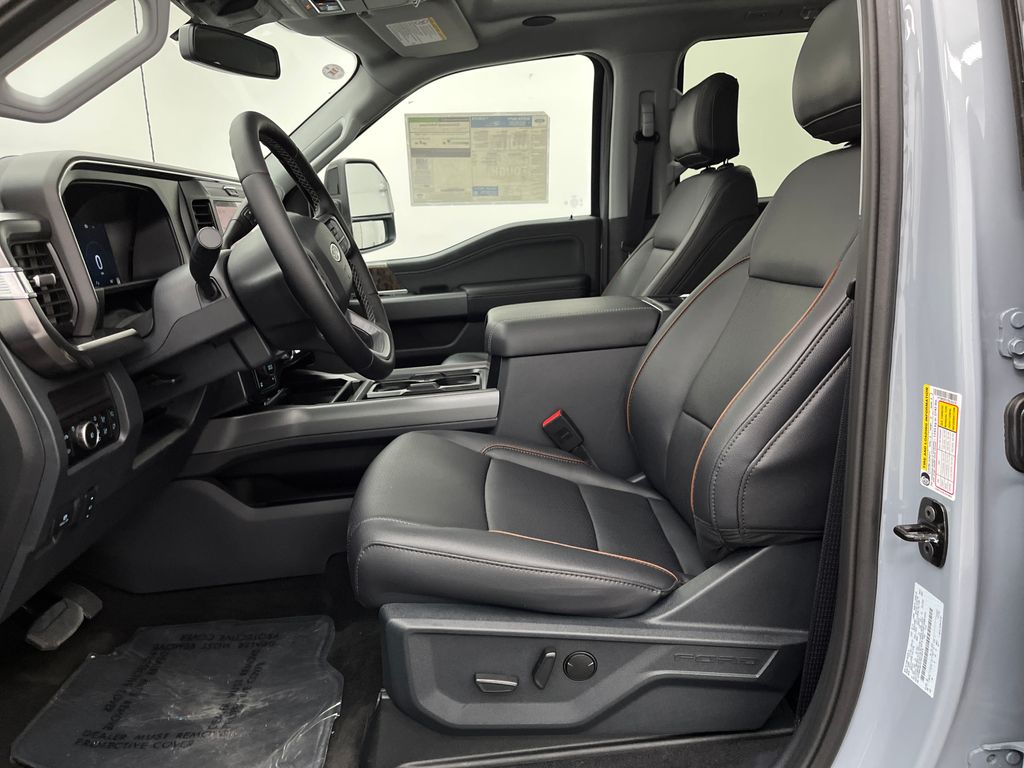 2026 Ford F-250 photo 8