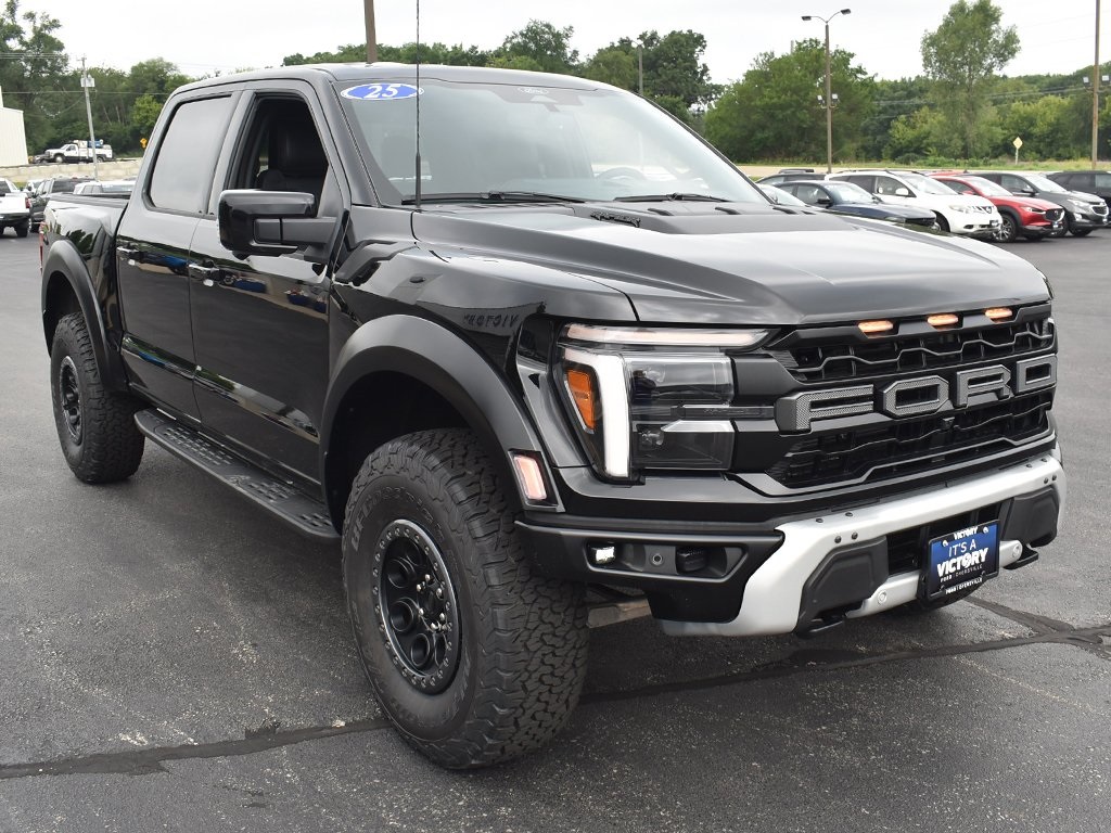 2025 Ford F-150 Raptor photo 10