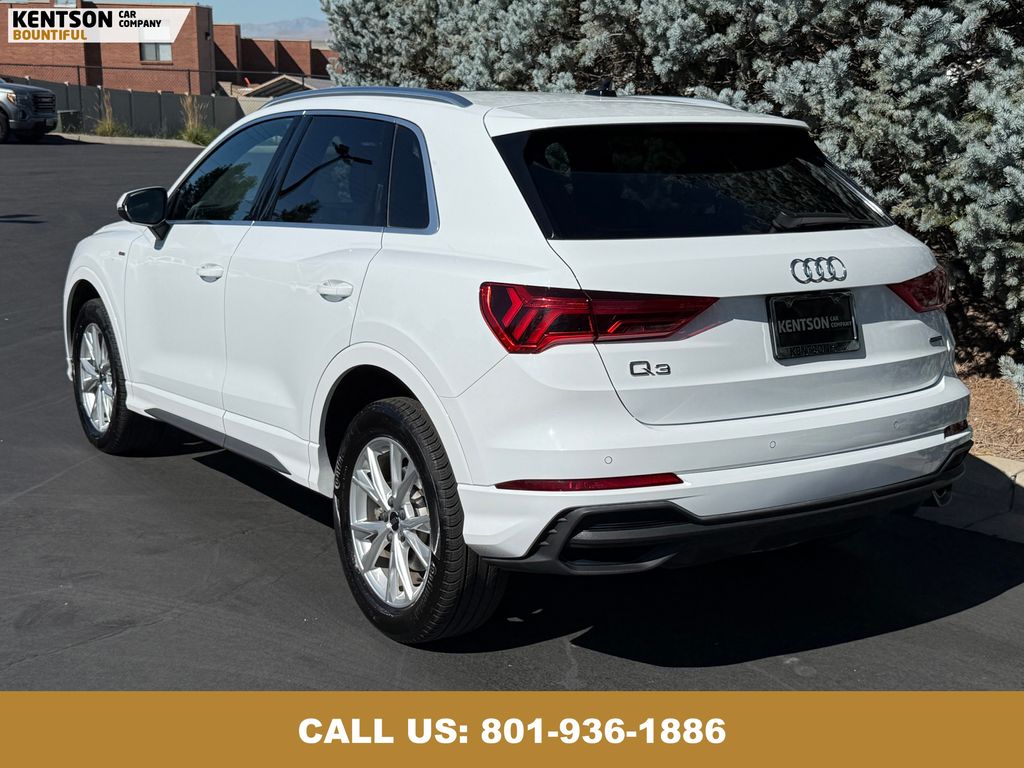 2025 Audi Q3 S line Premium photo 6
