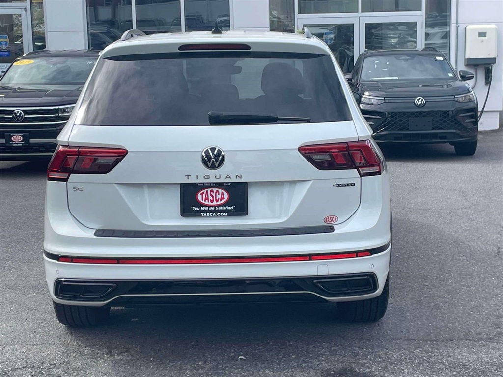 2022 Volkswagen Tiguan SE R-Line Black photo 5