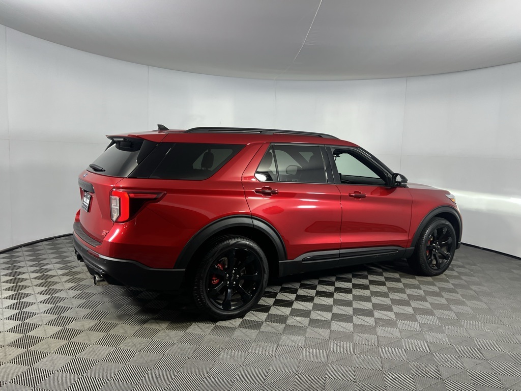 2024 Ford Explorer ST photo 4
