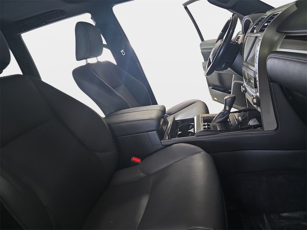2021 Lexus GX 460 photo 6