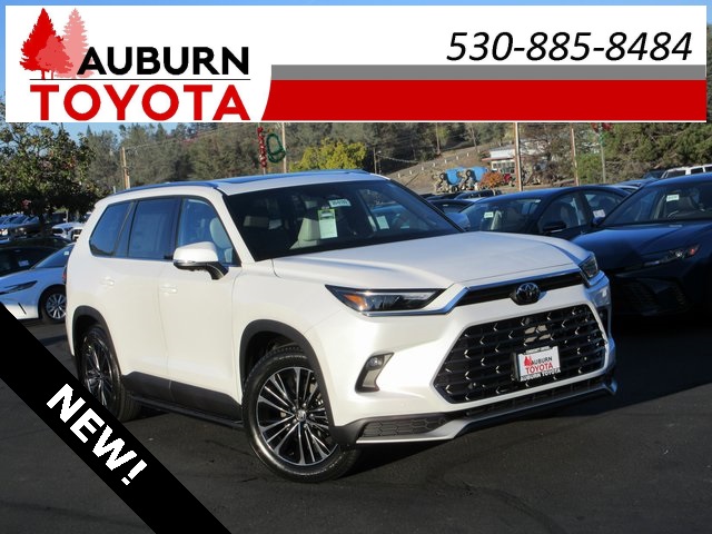 2026 Toyota Grand Highlander Platinum's photo