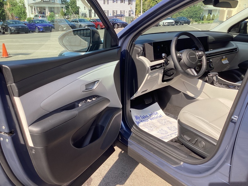 2025 Hyundai Tucson SEL Convenience photo 21