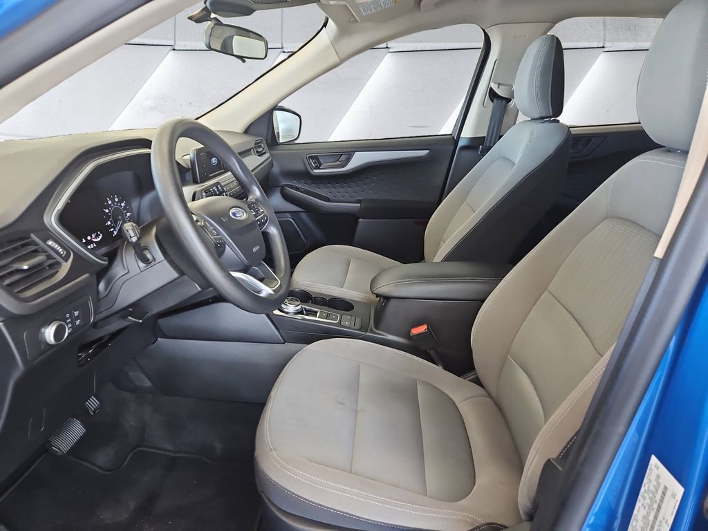 2020 Ford Escape S photo 7
