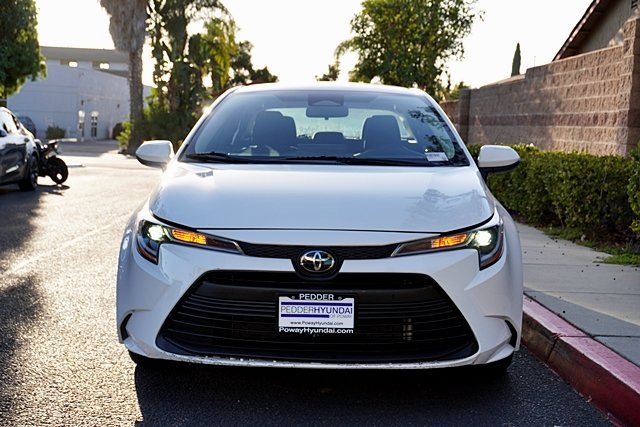 2024 Toyota Corolla LE photo 4
