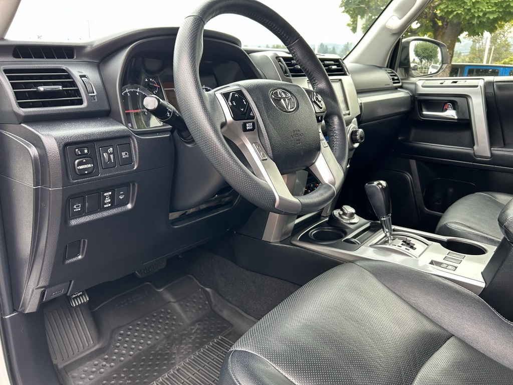 2022 Toyota 4Runner Limited photo 14