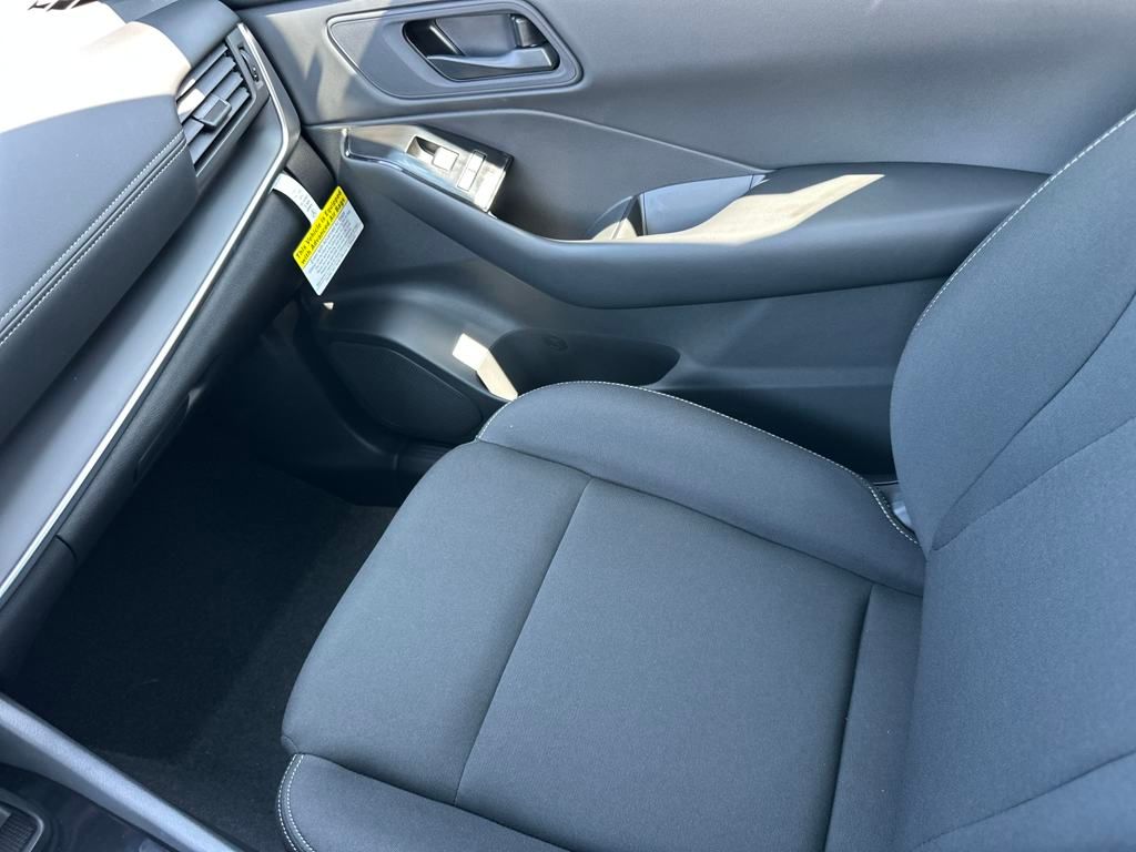 2026 Nissan Rogue S photo 24