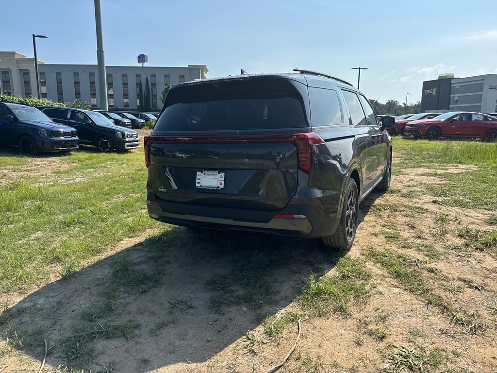 2026 Kia Carnival SX Prestige photo 2