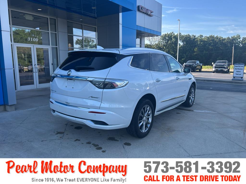2022 Buick Enclave Avenir photo 4