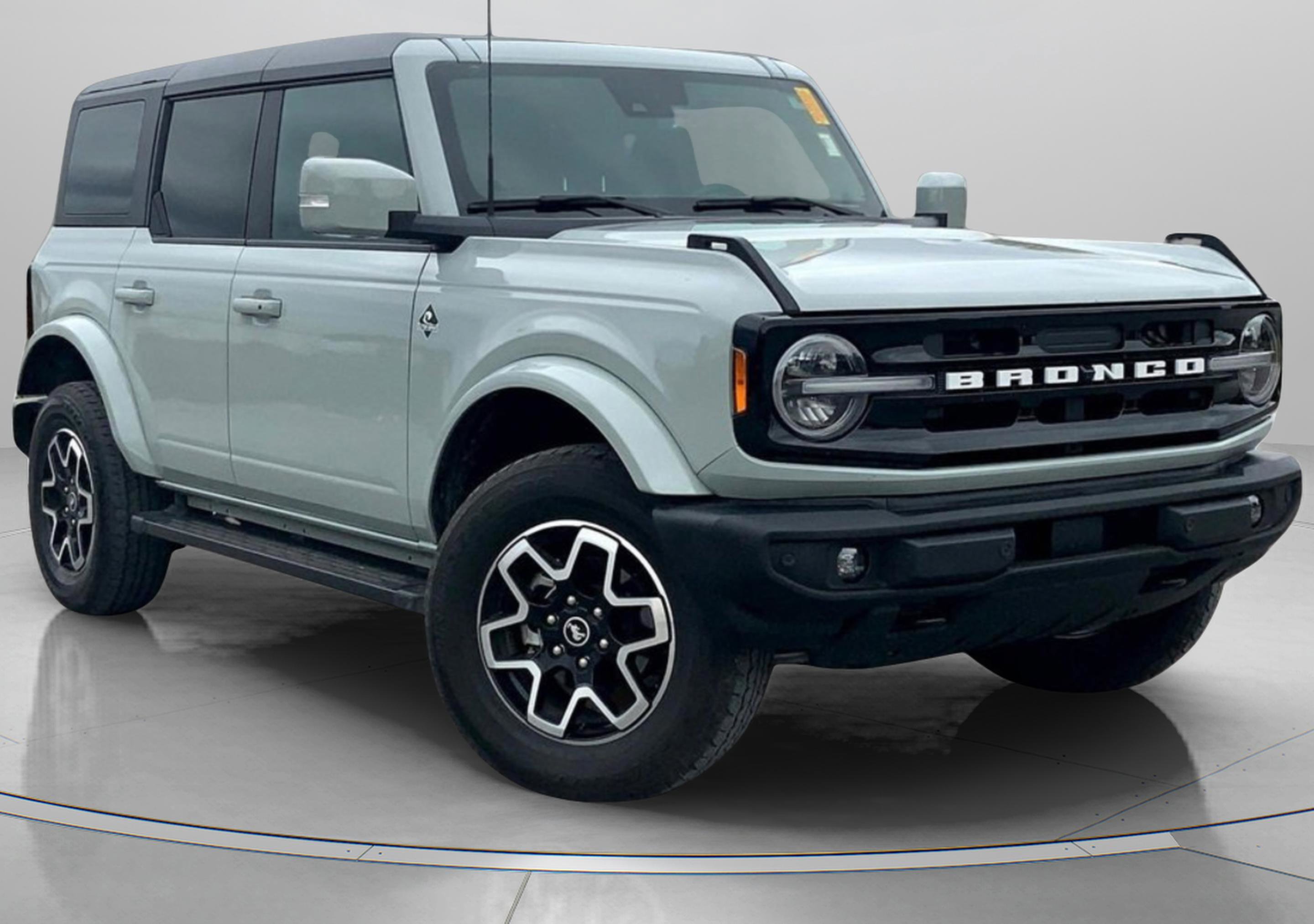 2023 Ford Bronco 4-Door Outer Banks