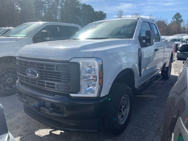 2026 Ford F-250 XL photo 4