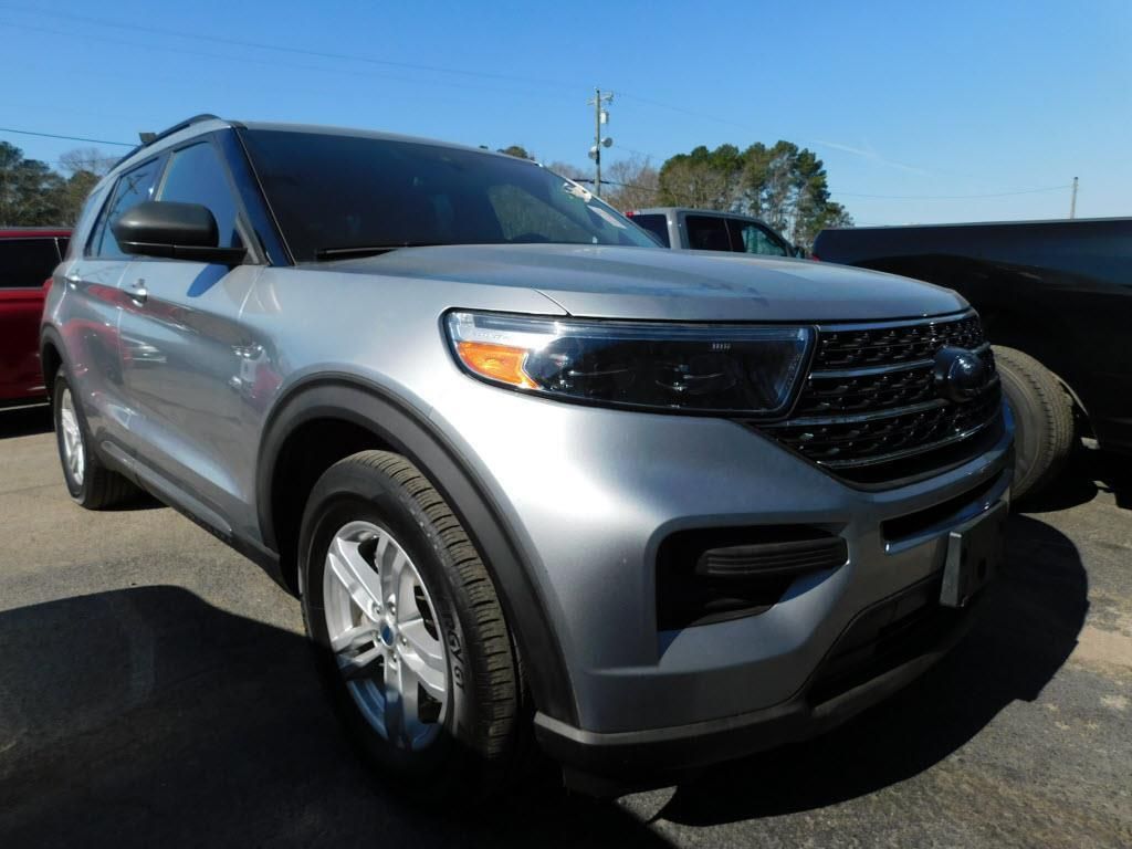 2020 Ford Explorer XLT photo 4