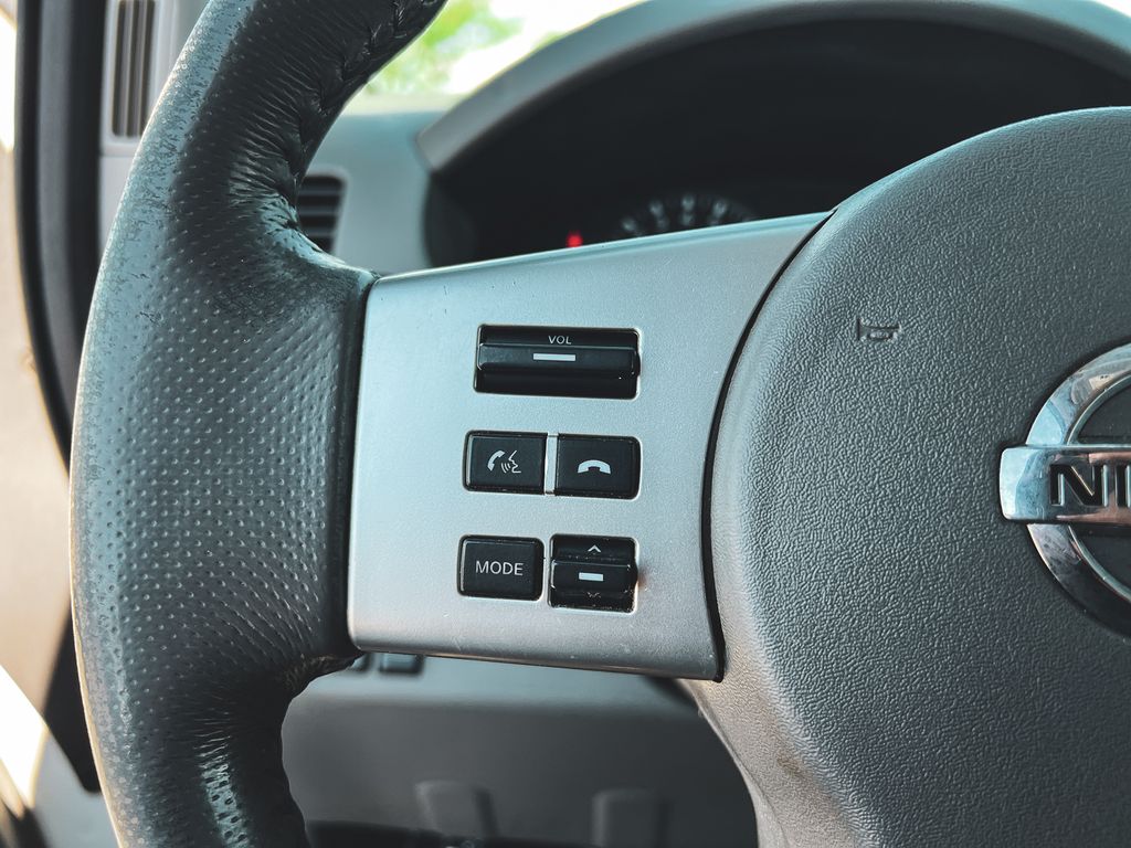 2017 Nissan Frontier SV photo 20