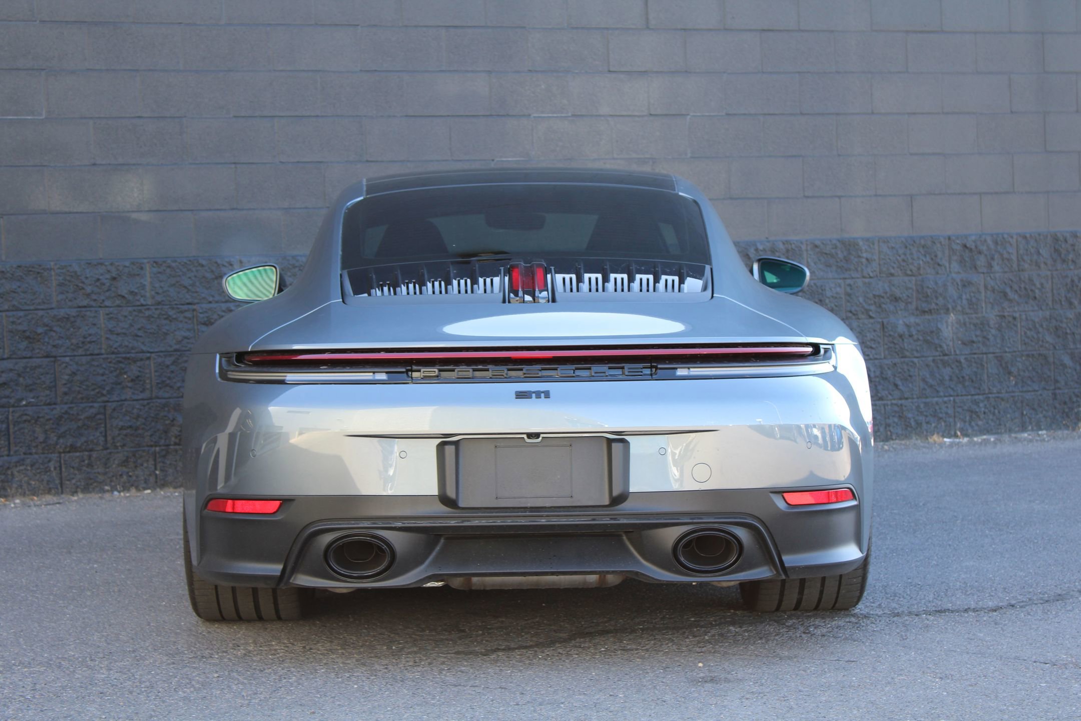 2025 Porsche 911 photo 10