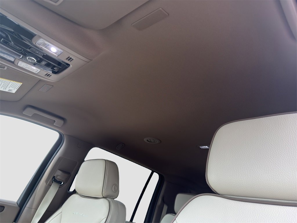 2026 Gmc Yukon XL Denali photo 7