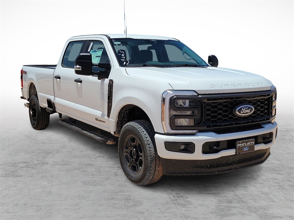 2025 Ford F-350 Super Duty XL's photo
