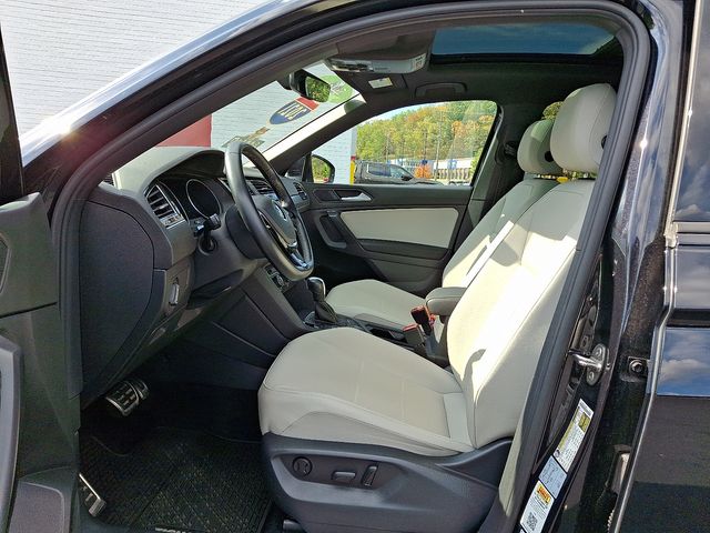 2021 Volkswagen Tiguan SE R-Line Black photo 15
