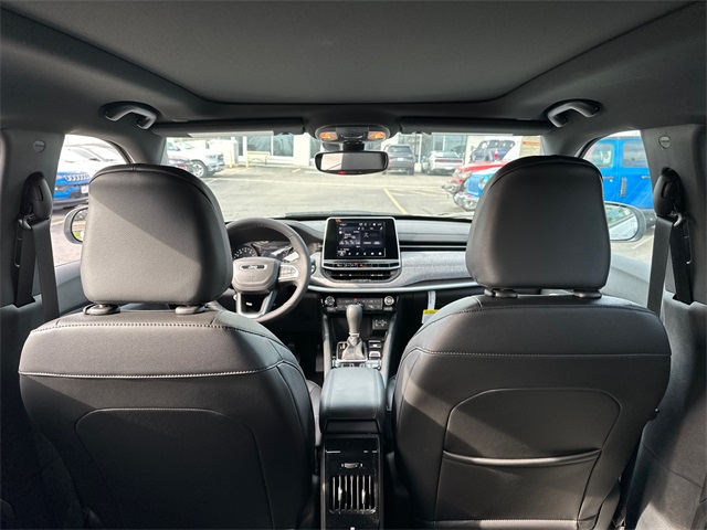 2025 Jeep Compass Latitude photo 10