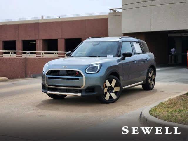 2025 MINI Countryman S's photo