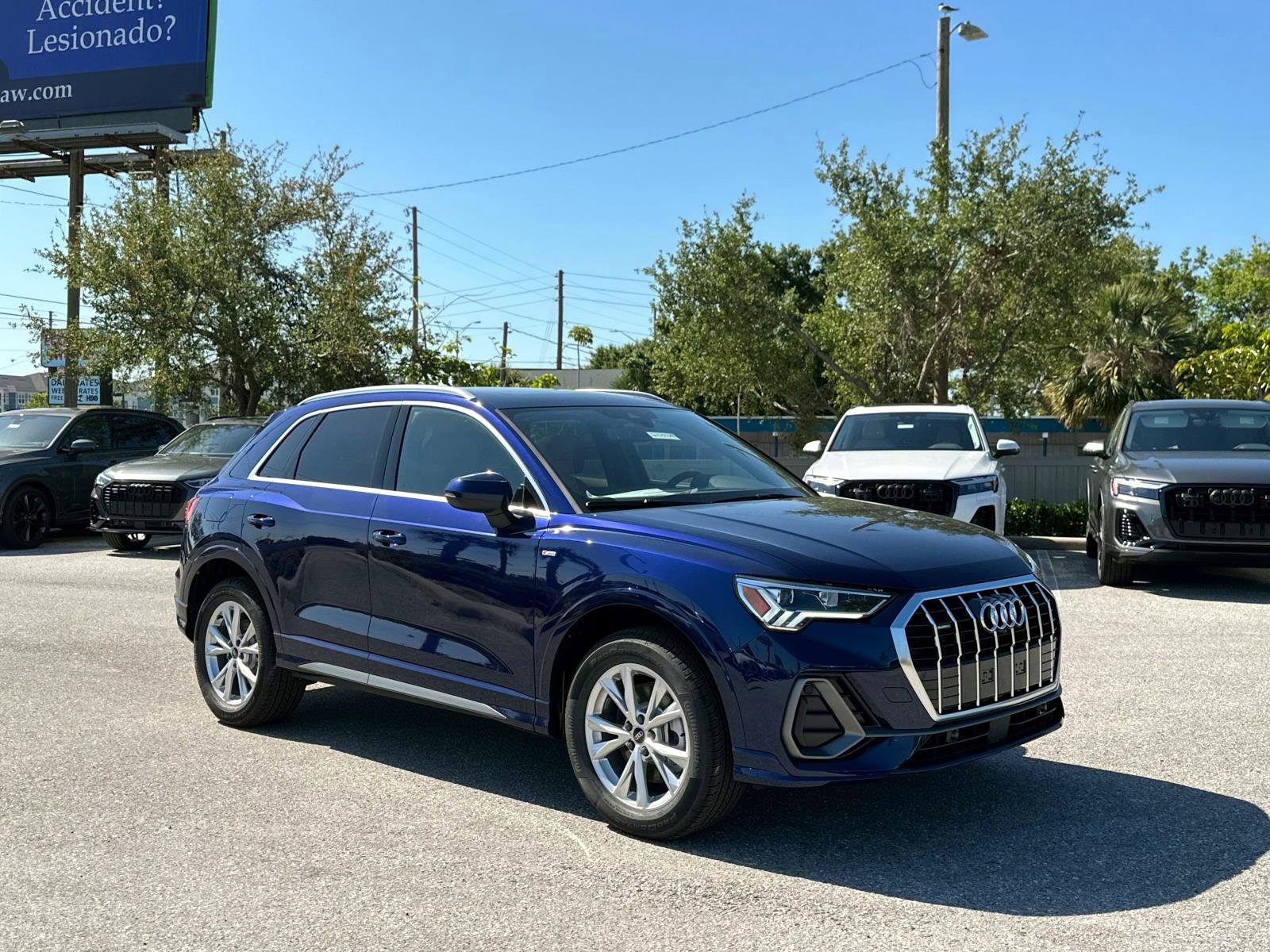 2025 Audi Q3 Premium Plus S line photo 2