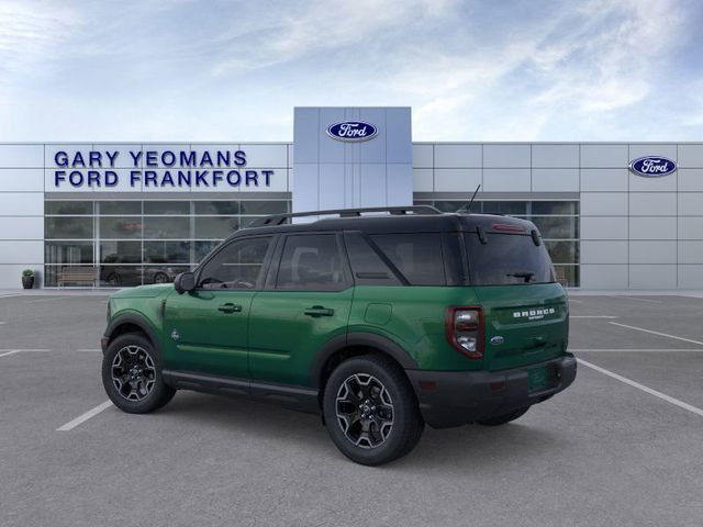 2025 Ford Bronco Sport Outer Banks photo 2