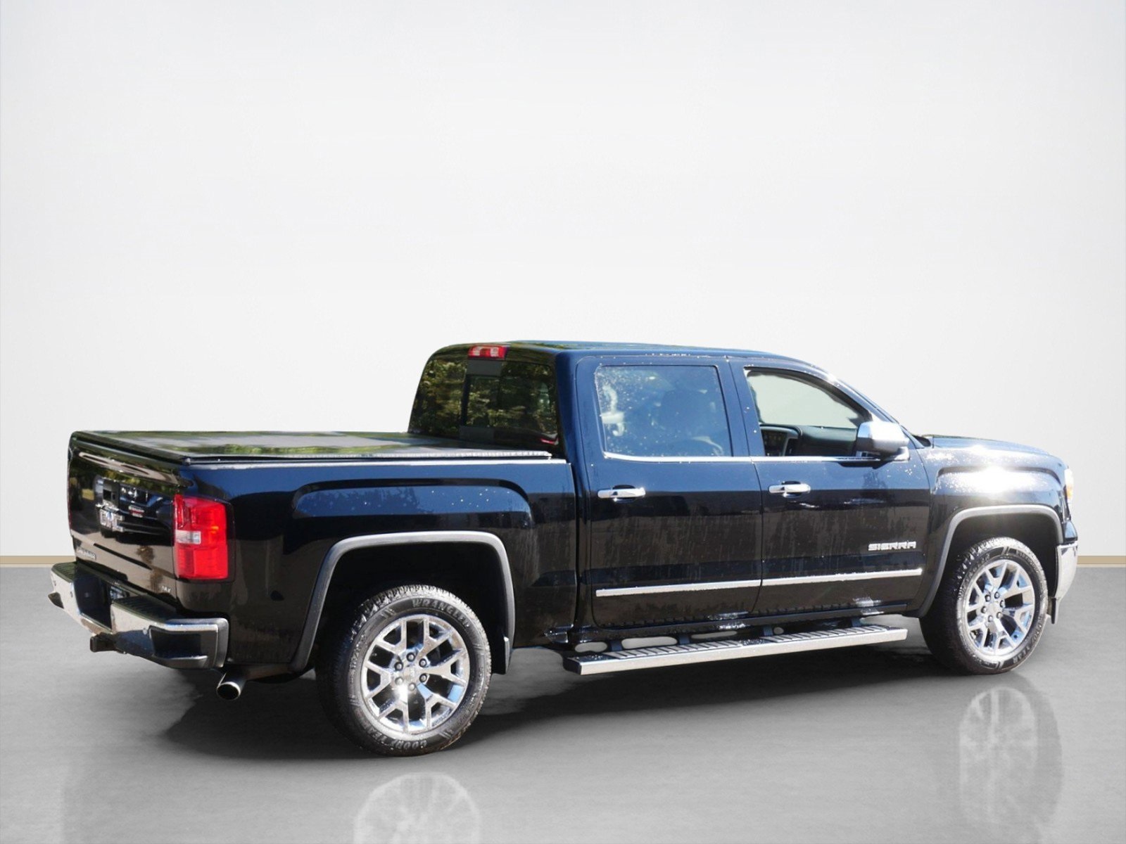 2014 Gmc Sierra 1500 SLT photo 3
