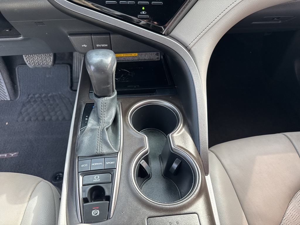 2021 Toyota Camry XSE photo 35