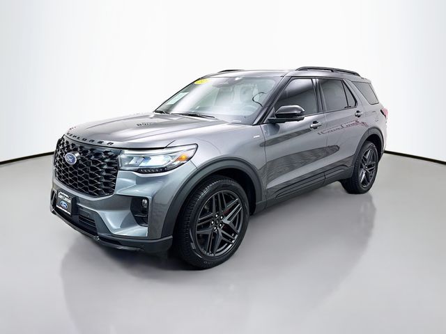 2025 Ford Explorer ST-Line photo 3