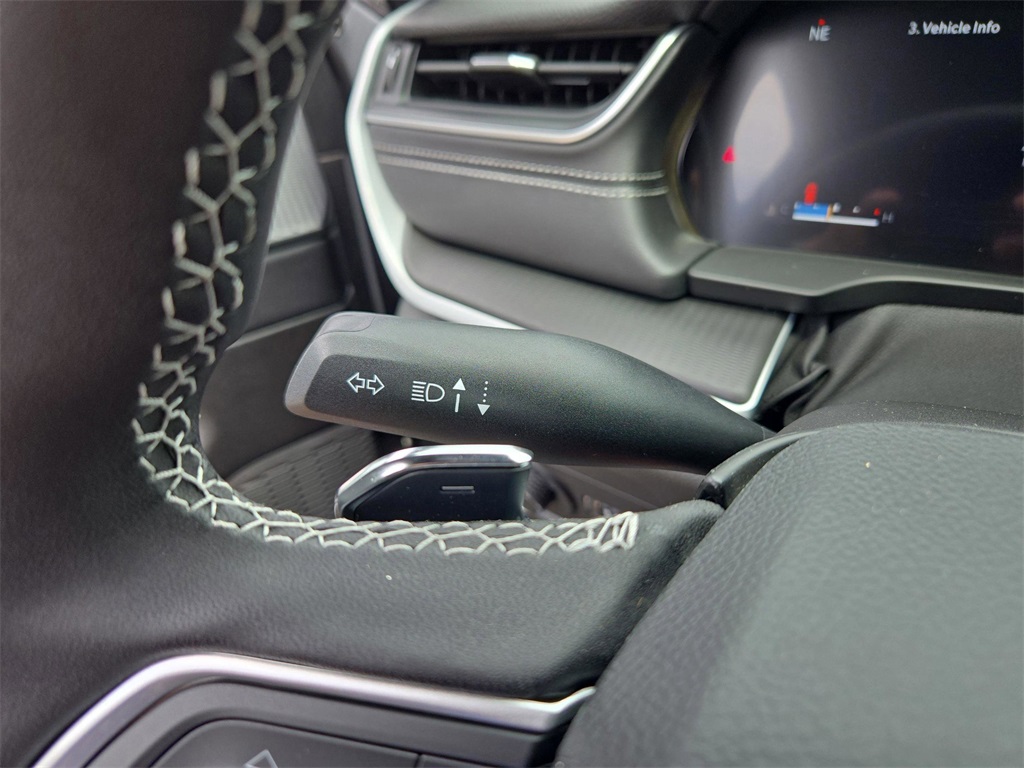 2025 Jeep Grand Cherokee Altitude X photo 28
