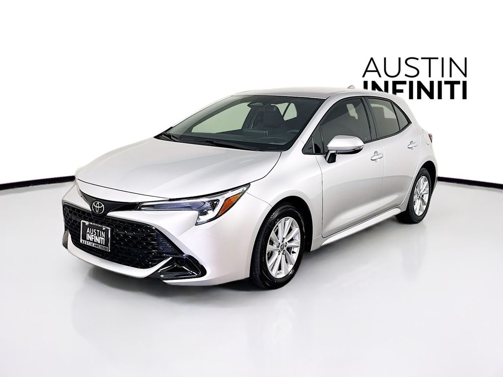 2025 Toyota Corolla SE photo 3