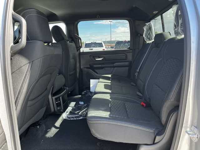 2025 Ram 1500 Tradesman photo 17
