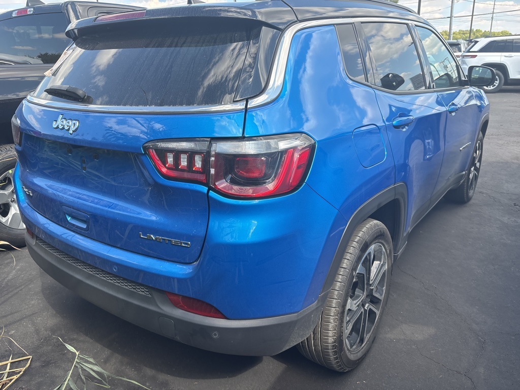 2024 Jeep Compass Limited photo 2